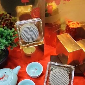 matcha lava mooncake takagi ramen