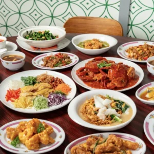 Lo Hey Launches New À La Carte Seafood Buffet at Holland Singapore